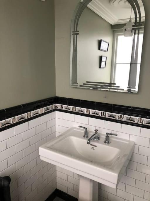 Georgian 5 Storey House, Seaviews, Cinema Room Ramsgate Bagian luar foto