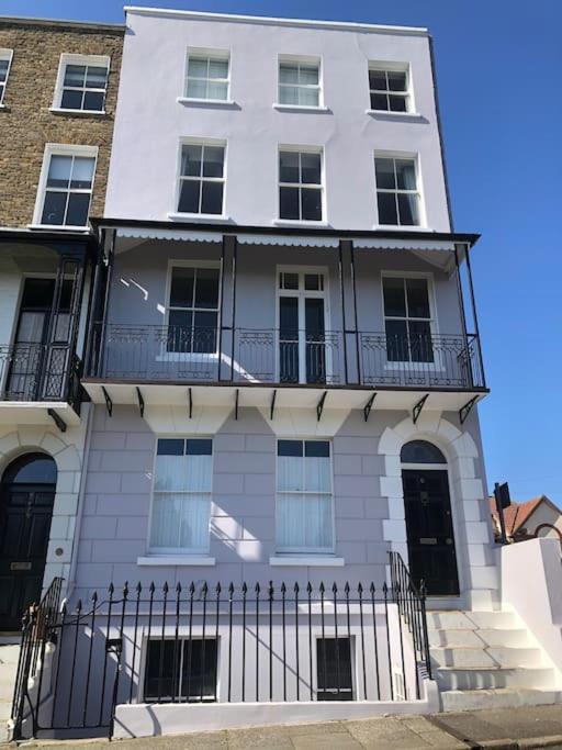 Georgian 5 Storey House, Seaviews, Cinema Room Ramsgate Bagian luar foto